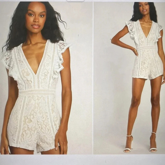Lulus White Lace Ruffled Romper Size Large - Picture 1 of 7